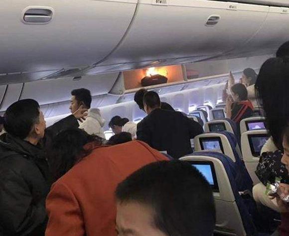 一言不合就起火 坐飛機(jī)時(shí)充電寶該怎么攜帶？